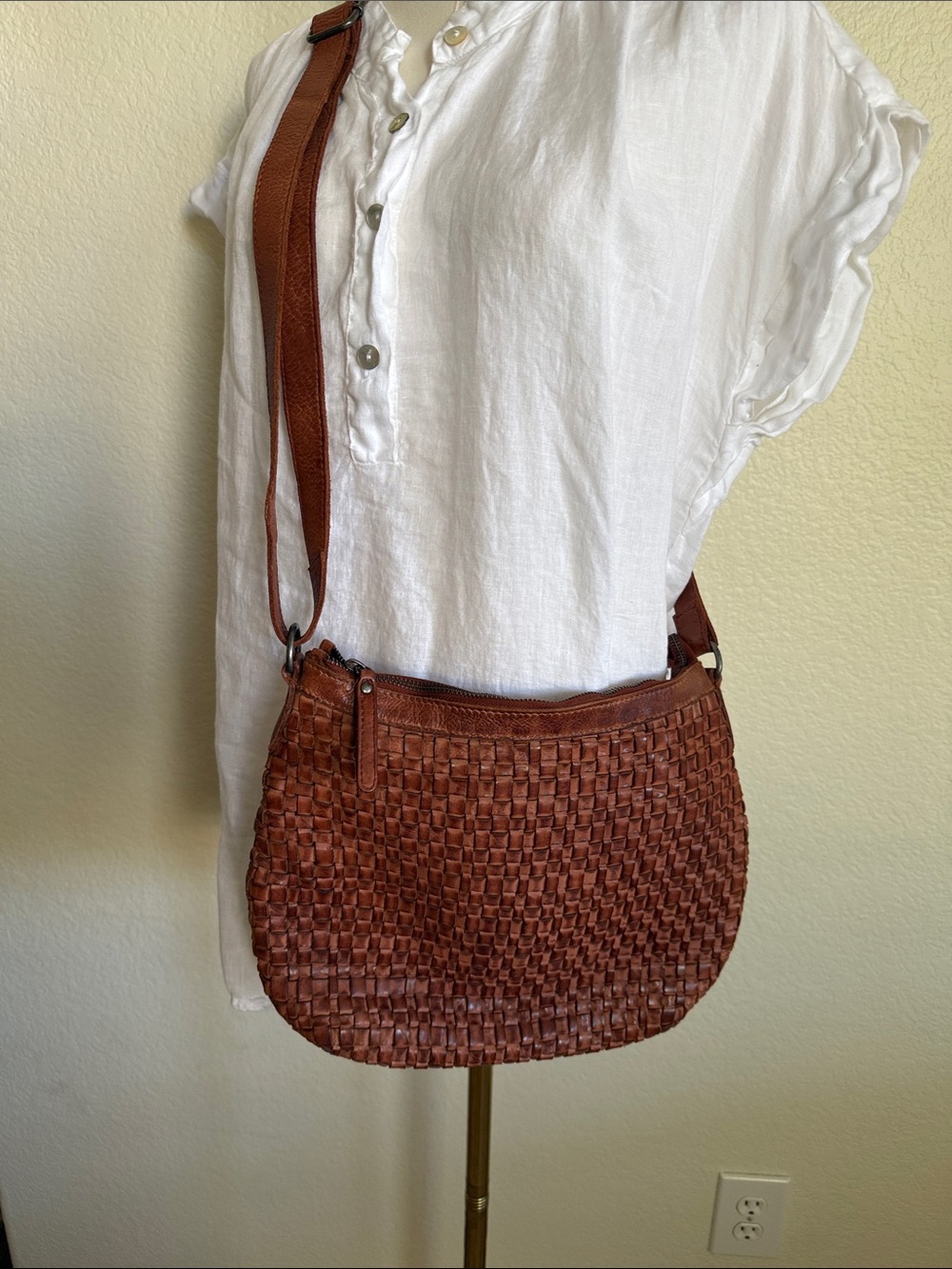 Anthropologie Vilenca Holland Genuine Genuine Leather Crossbody Shoulder Bag